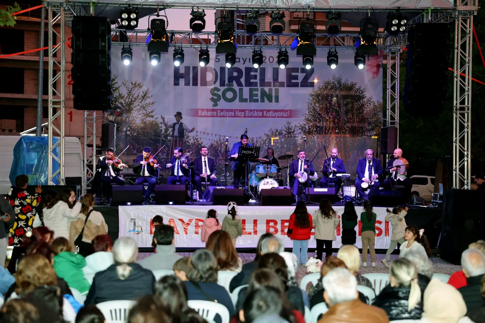 BayraklÄ±âda HÄ±dÄ±rellez CoÅkusu YaÅandÄ± (13)-1778225364550.webp